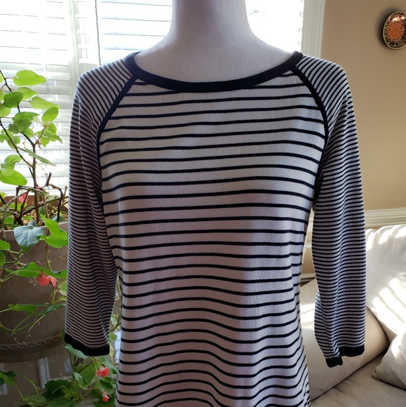 ● Talbots sweater ● - Picture 4 of 6